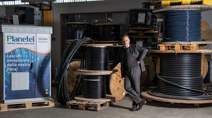Planetel: Dalla fibra a 
un mondo di soluzioni