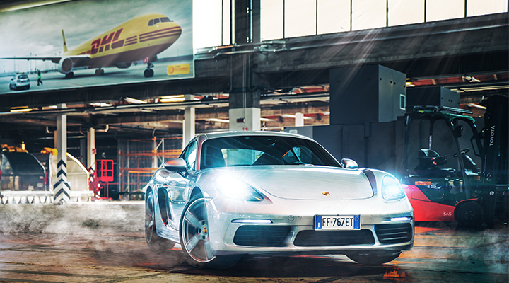 Nuova Porsche 718 Cayman
