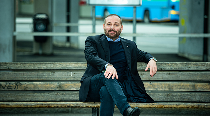 Il senatore leghista, ex Copasir, si candida a guidare Bergamo e punta a far rivivere i quartieri