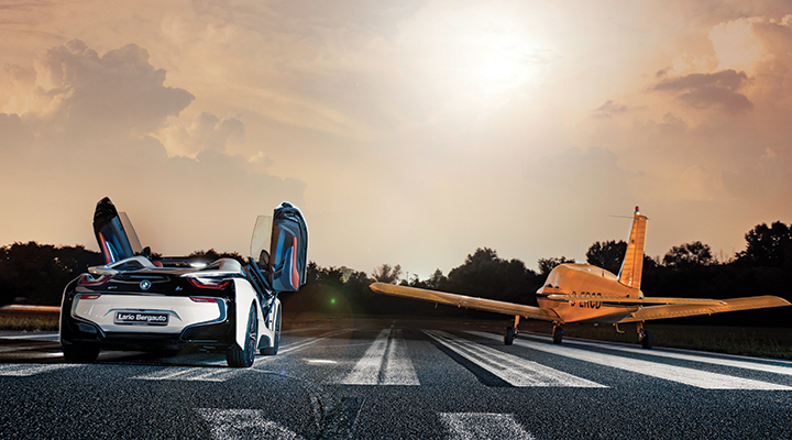 BMW I8 ROADSTER Plug-in ibrida dal design iconico